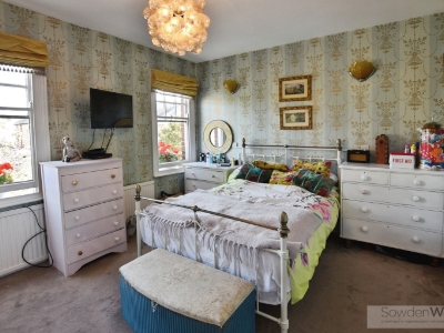 Picture 8